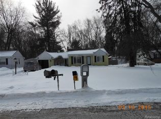 21259 Midway Ave, Southfield, MI 48075