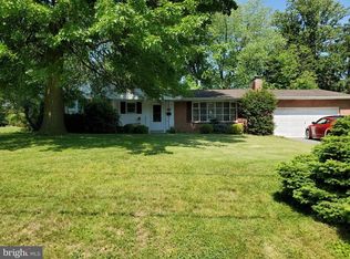 115 W Queen St, Ephrata, PA 17522