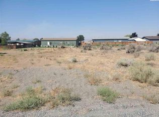 635 Edgewater Way SW, Mattawa, WA 99349