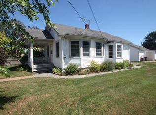 47 Tyler Ave, West Sayville, NY 11796