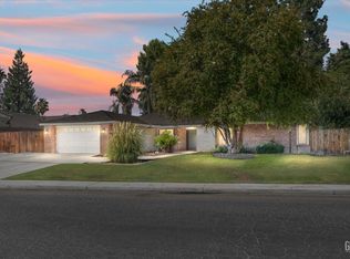1809 Vallecito Ln, Bakersfield, CA