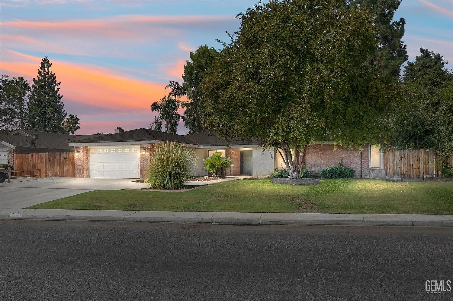 1809 Vallecito Ln photo 1