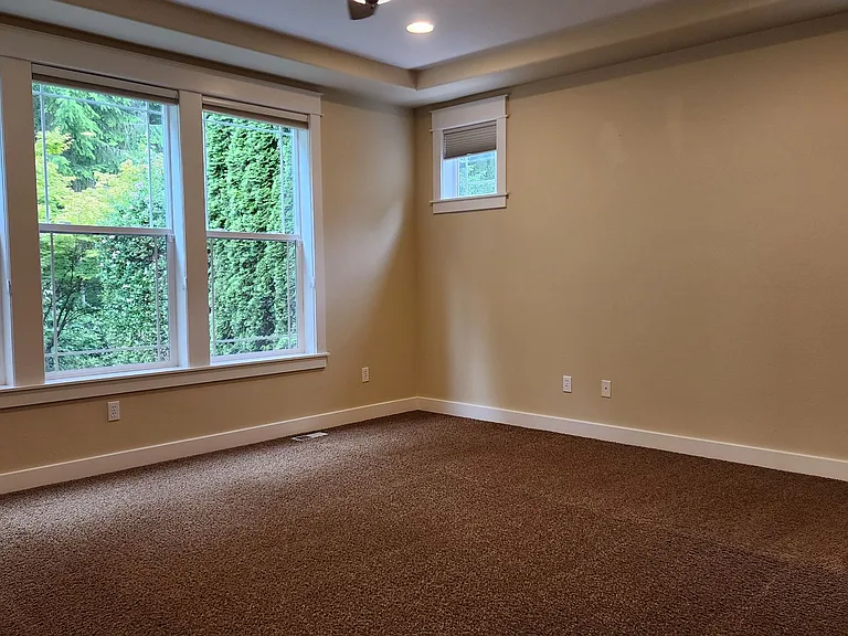 3819 Cameron Dr NE — Photo 31