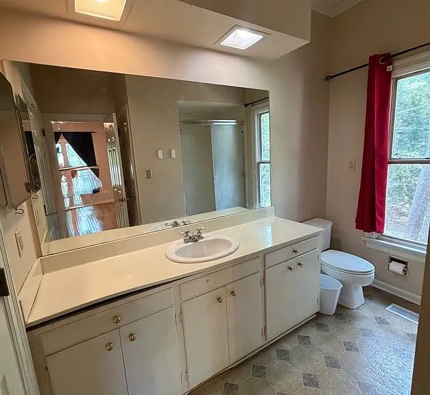 443 Windover Cir — Photo 7