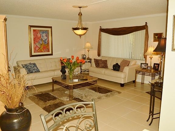 5th image of 7464 Ashmont Cir #304