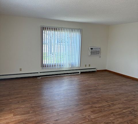 2nd image of 8935 Nicollet Ave S APT 107