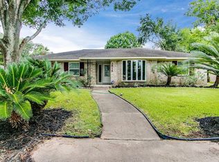 2818 E Pebble Beach Dr, Missouri City, TX 77459