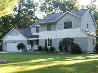 6778 Staple Rd, Twin Lake, MI 49457