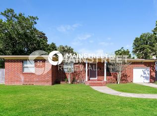 6215 Pine Cove Ln, Jacksonville, FL 32211