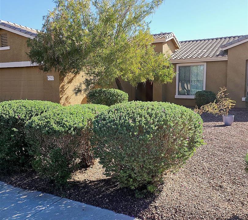 1st image of 42505 W Jawbreaker Dr