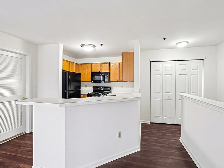 Autumn Park Apartments — Photo 19