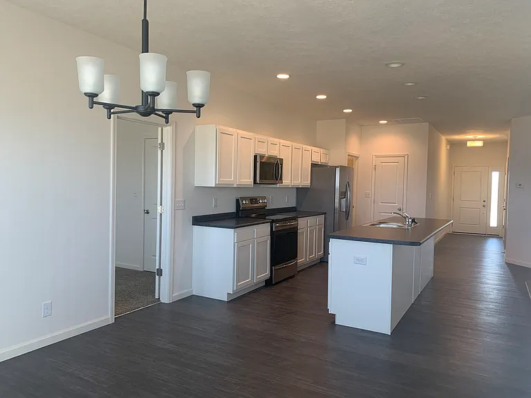 Avalon Bluffs — Photo 123