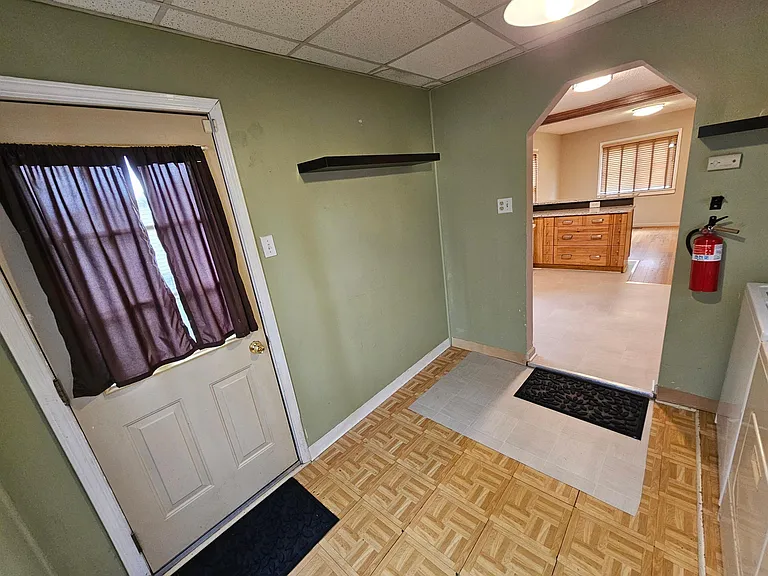 568 E Hudson Ave — Photo 15