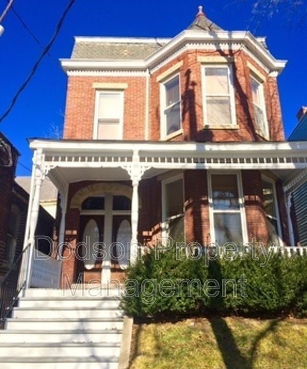 1st image of 3204 E Broad St #B