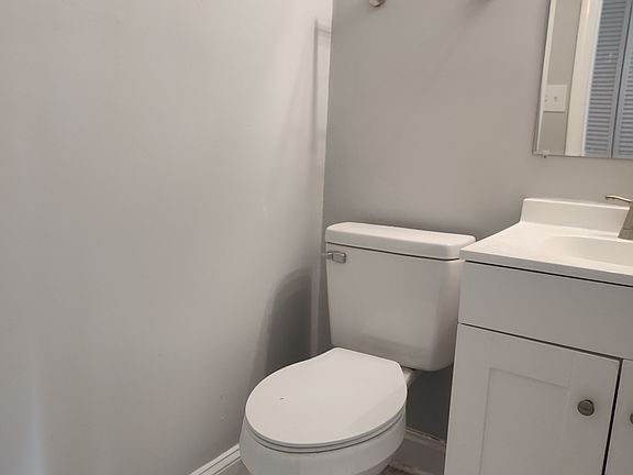 4th image of 1625 Conley Rd APT 275