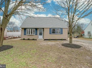27 Melrose Dr, Pine Hill, NJ 08021