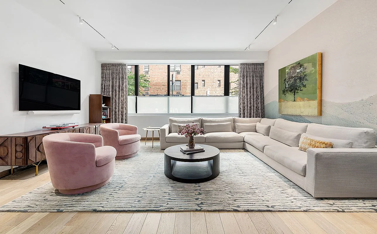 90 Lexington Ave #Townhouse C photo 1