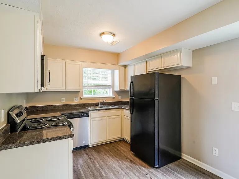 1313 E Nir Shreibman Blvd — Photo 7