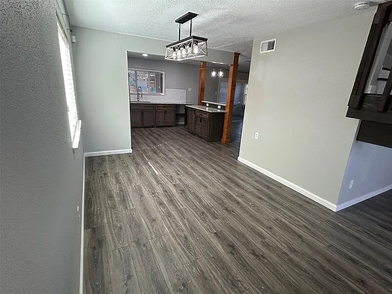 8523 Riverside Walk Ln — Photo 6
