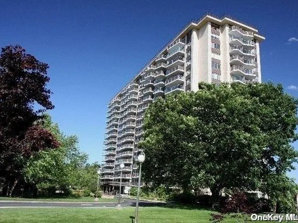 18-05 215th Street #7 D, Bayside, NY 11360