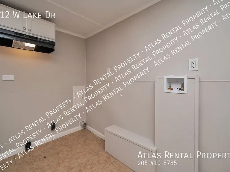 512 W Lake Dr — Photo 17