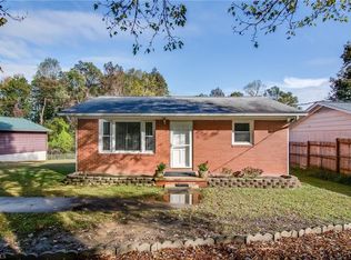 5305 Lenard Rd, Jamestown, NC 27282