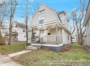 448 Highland St SE, Grand Rapids, MI 49507
