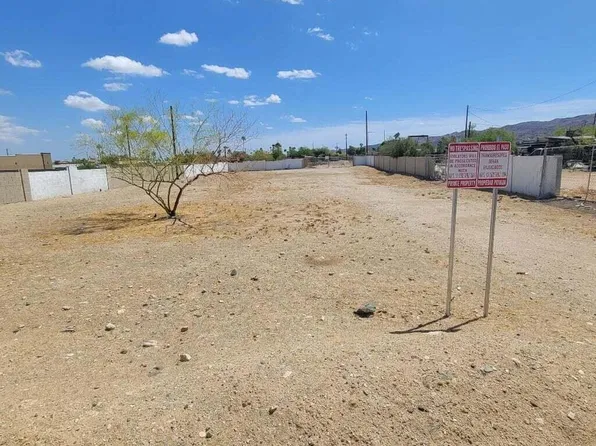 8621 S 1ST Avenue #101, Phoenix, AZ 85041