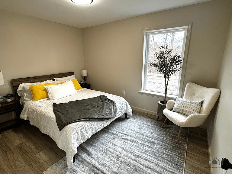 22 Turner Ave — Photo 13