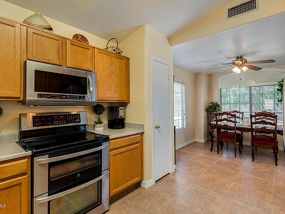 5th image of 25815 N 65th Dr