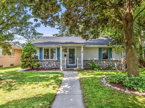 4937 North Mohawk AVENUE, Glendale, WI 53217