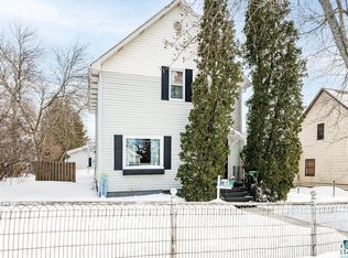 210 Roosevelt Ave, Eveleth, MN 55734