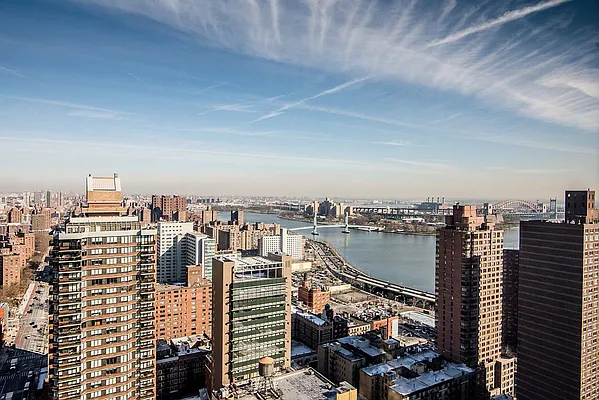 Sold by Kleier Residential | media 21