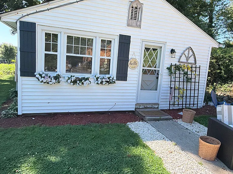 30 Banner Rd #2 — Photo 18