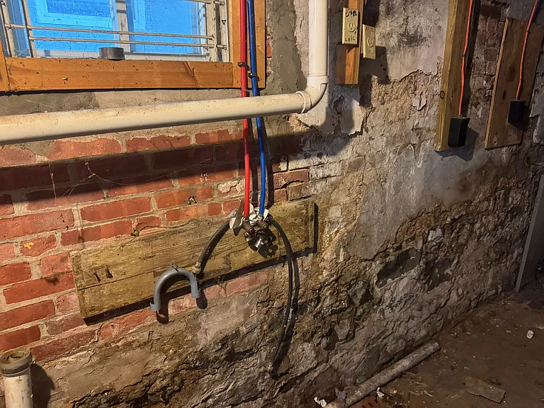 14 Vine St #2A — Photo 8