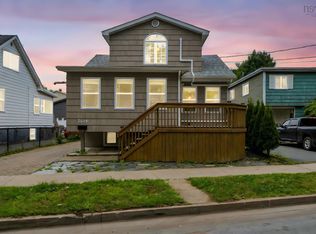 2828 Connolly St, Halifax, NS B3L3N4