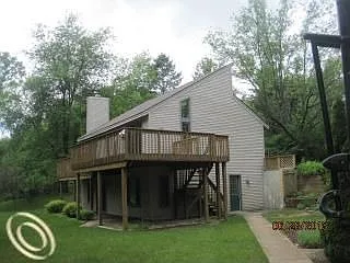 3600 Loch Dr photo 1