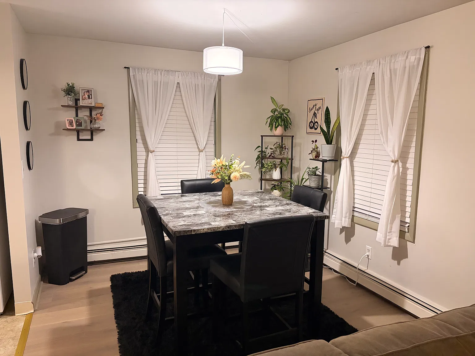 1 bed, $1,300 — Photo 4