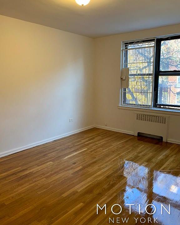 2nd image of 3220 Netherland Ave APT 6M