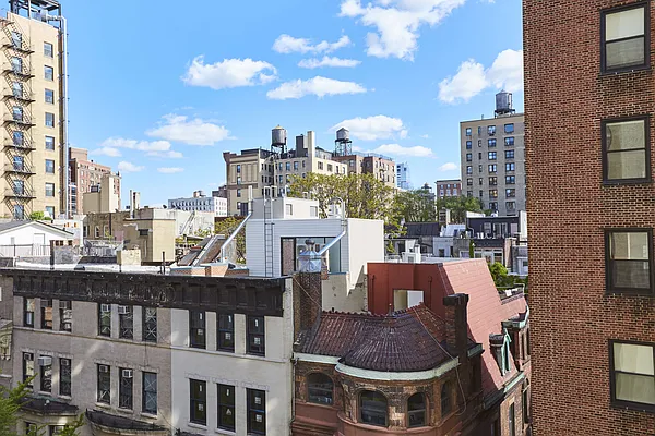 Sold by Brown Harris Stevens | media 21