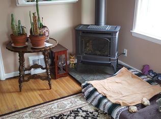 61 Rosary Blvd, Cheektowaga, NY