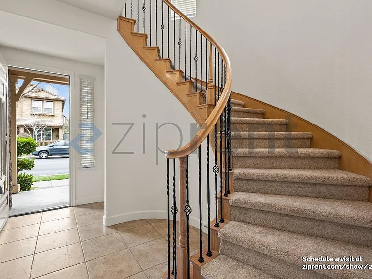 9208 Hallmark Pl — Photo 11