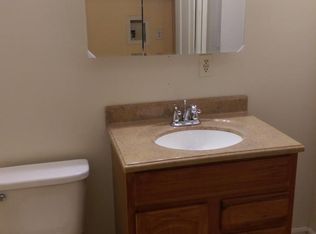 381 Shelby Ave, Radcliff, KY 40160