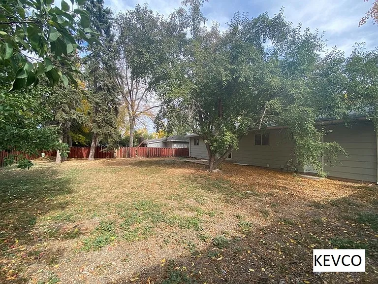 1313 Fairview Dr — Photo 14