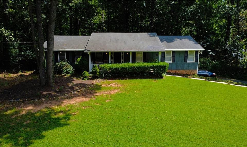 1st image of 990 Hickory View Ct NW