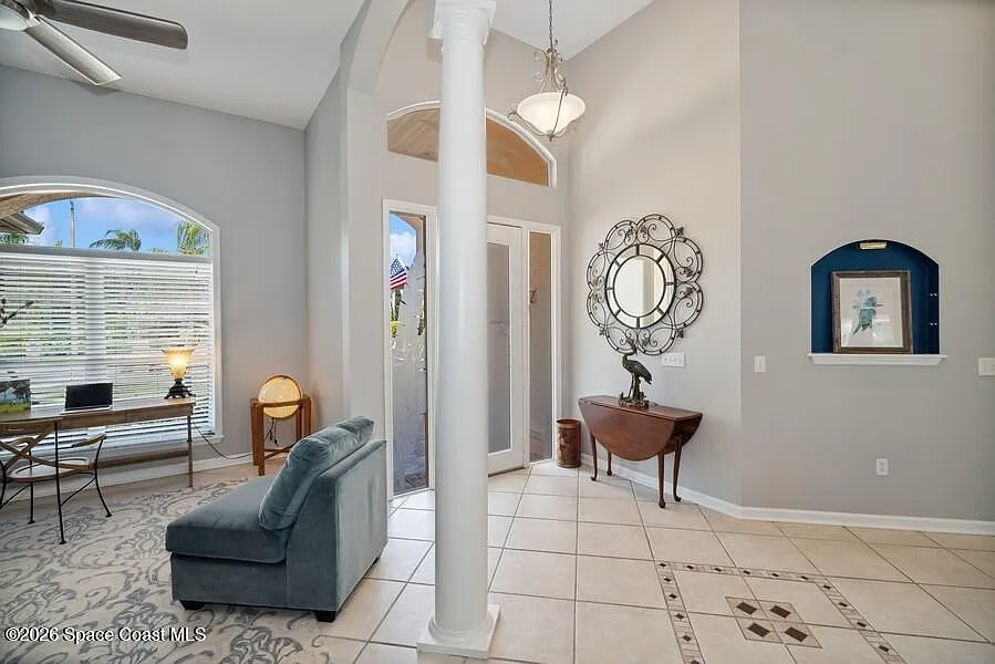 4 bed, 2.5 bath, 2416 sqft, $4,500 — Photo 2
