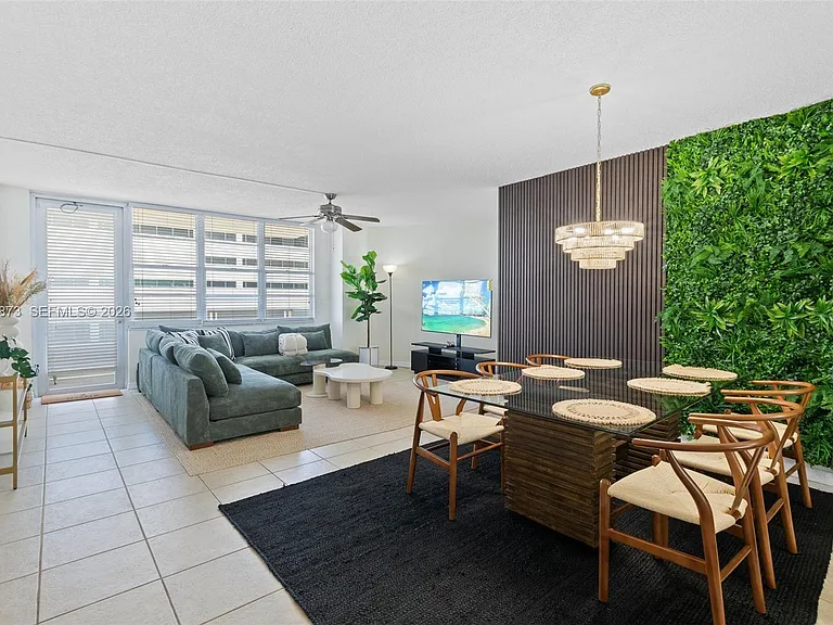 3725 S Ocean Dr #921 — Photo 5