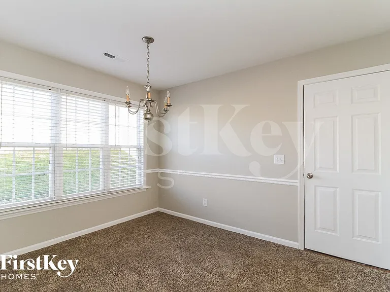 2487 Somerset Place Dr — Photo 5