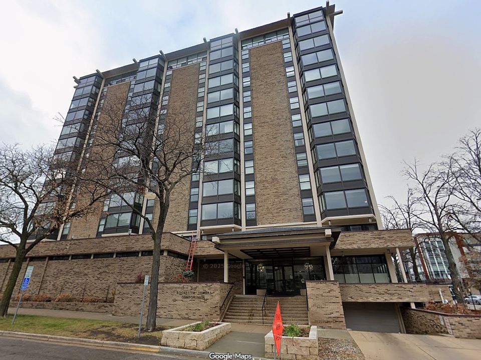 1st image of 207 5th Ave SW APT 208