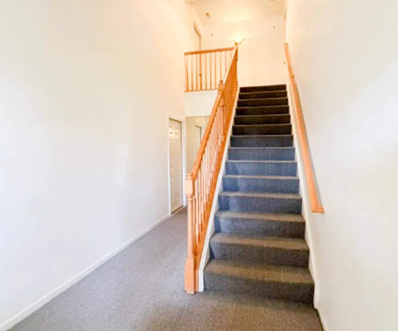 2 bed, 974 sqft, $1,750 — Photo 2